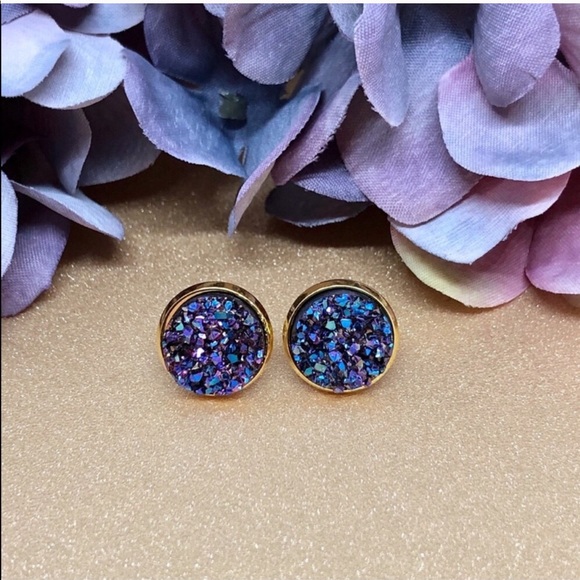 Olivia Rae Jewelry - ***1 Left***Gold Druzy Earrings